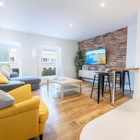 Modern Canal View Home, In City Centre, Sleeps 8 Galway Eksteriør bilde
